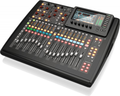 Цифровая микшерная консоль Behringer X32 COMPACT